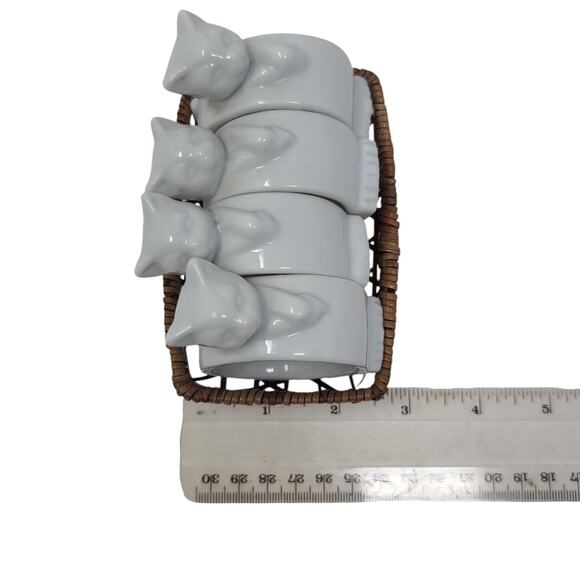 VTG Cat Napkin Rings White Set Of 4 Porcelain Ceramic With Basket Holidays - Picture 15 of 15